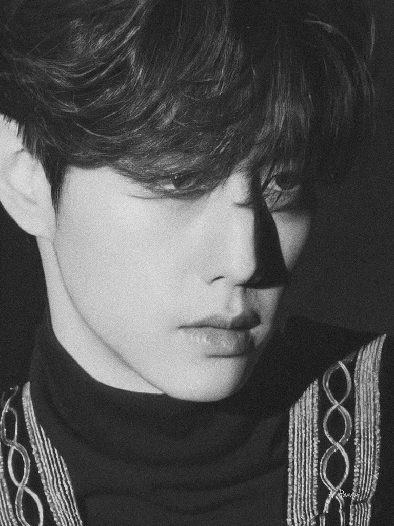 A_Powww's tweet photo. 🤍

#MarkTuan 
#GalleryMarkTuan https://t.co/wxUlEB7Re3