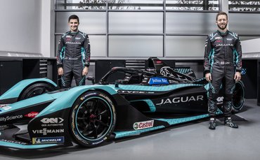 How advanced analytics and ML will drive your business into pole position via @computing_news ft. @MicroFocus 🏎️@JaguarRacing🏎️ #JaguarElectrifies 🏎️ #RaceToInnovate #RaceToInspire bit.ly/3qP8xqN