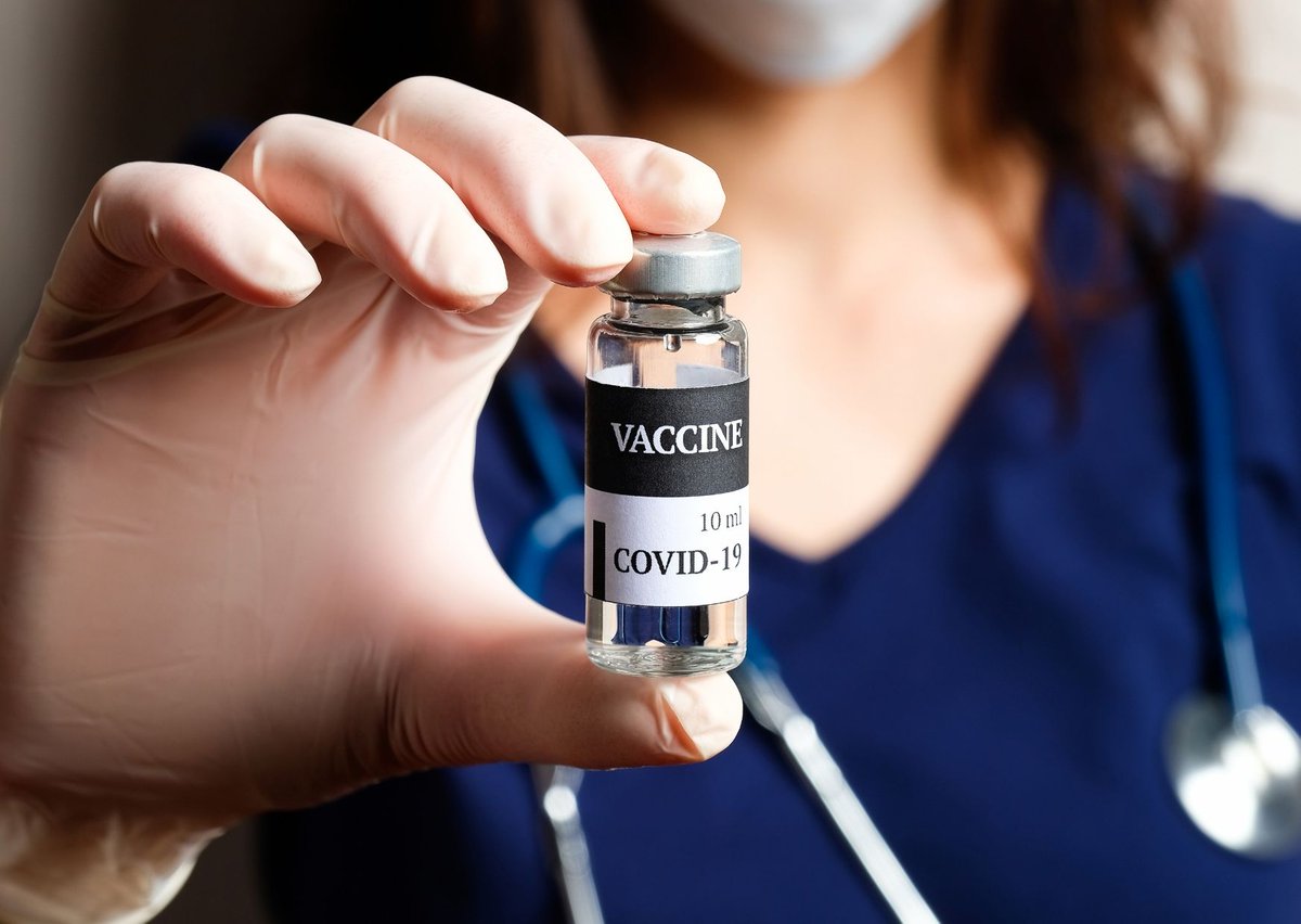 🆕 #COVID19  : « Il y a une adhésion totale des entreprises, elles veulent prendre part à la stratégie vaccinale ».

La #vaccination en entreprise débute ce jeudi, retrouvez l'article du Figaro avec <a href="/audreyrichardrh/">Audrey Richard</a>, présidente de l'<a href="/ANDRH_Officiel/">ANDRH</a>.👇

bit.ly/2P3n2cs