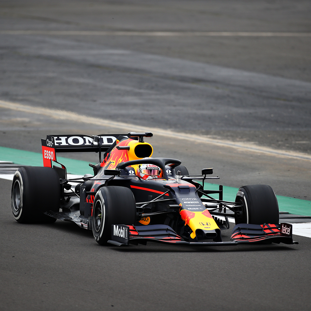 redbullracing's tweet photo. 📂  Season 2021
  └  📂 Silverstone         
          └ 📂 Super Max https://t.co/ciA64GYSbi