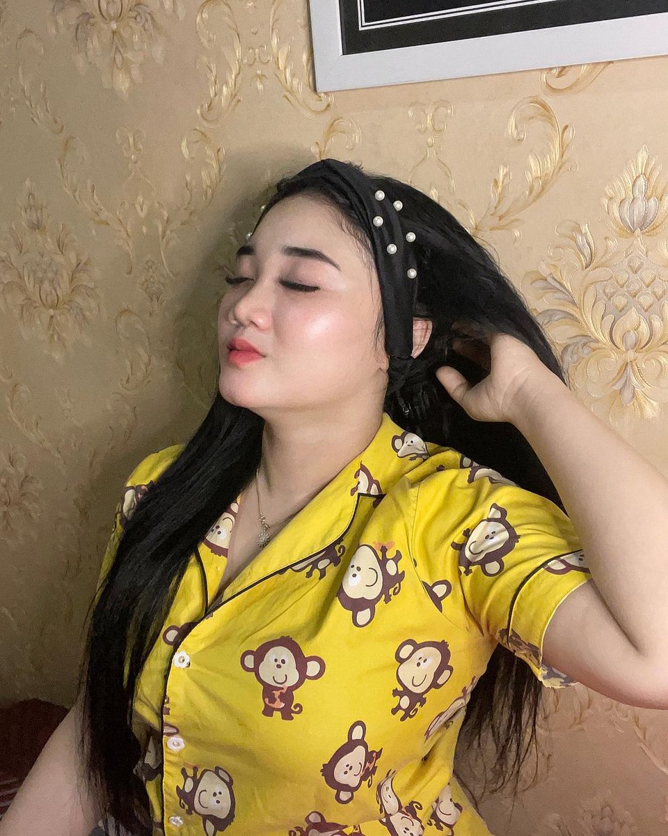 SiskaVc60135592's tweet photo. Malam aku available lagi ya beb vcs real no tipu tipu 💯
https://t.co/ofRzwdfE4t
Line: dindasyairafira35
#vcscroot #vcsreal #vcsberbayar #vcssangek #vcscolmek #vcsreal 
#vcshot #vcsbugill #vcscroot 
#RealAngel #RealAccount 
#sangekberat #vcstrusted  #malamjumat https://t.co/hOXy3WdRWO