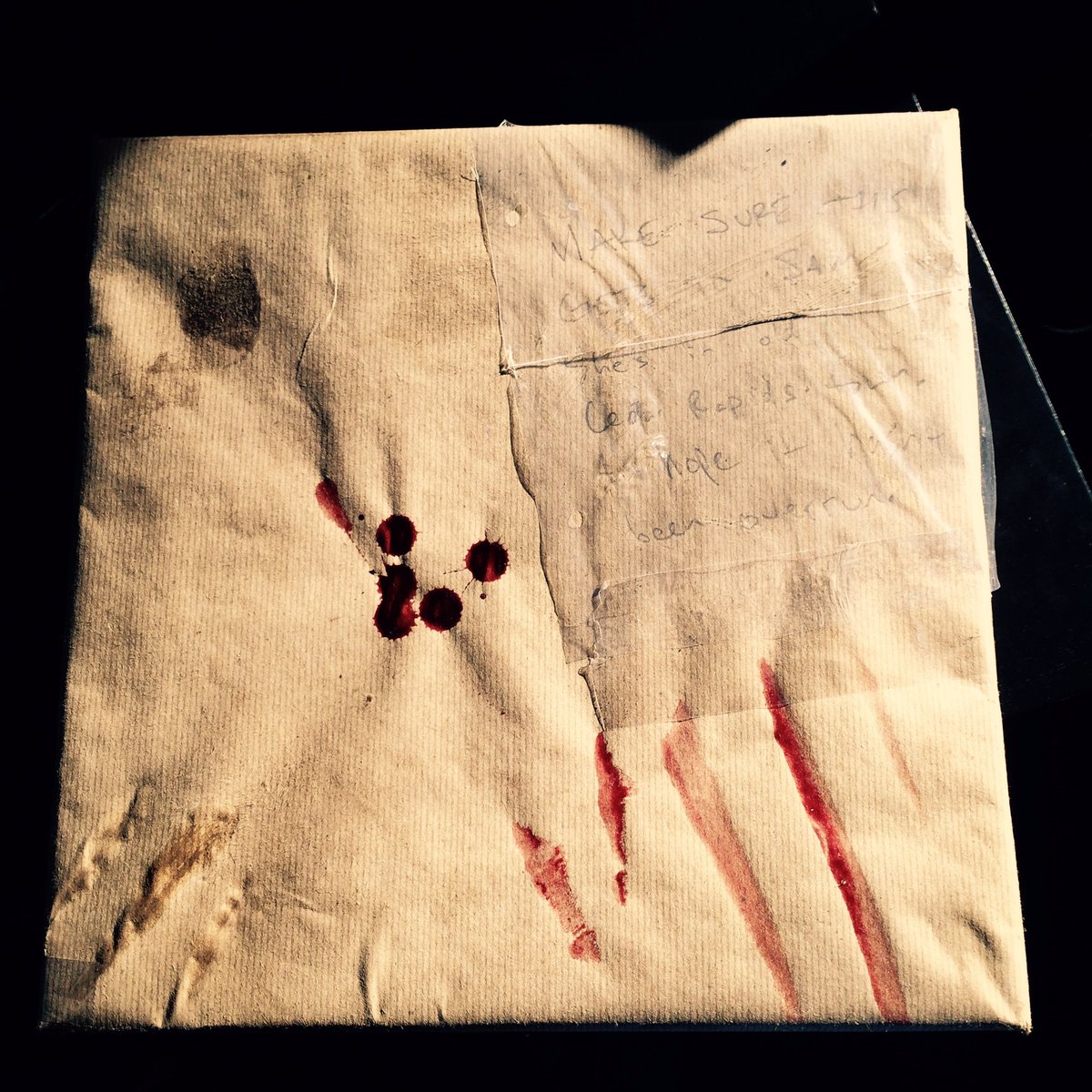 BeamGeeks's tweet photo. CW: Blood, gore

Hahaha! This is a blast from the past. When I bought #Zombicide for Sam, this is how I wrapped it. Yes, it's real blood... I don't know what possessed me to do that but it seemed like a good idea at the time. 
#boardgamecouple #boardgamegifts https://t.co/aedhCsDeKJ