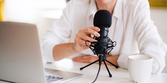 flagstonesm's tweet photo. Podcasts have been getting a lot of buzz over the past few years. Is it time to start your own? If you're planning to add podcasting to your #digitalmarketing strategy, take some advice from the pros: https://t.co/zX0p9707XN https://t.co/EreyBKax63