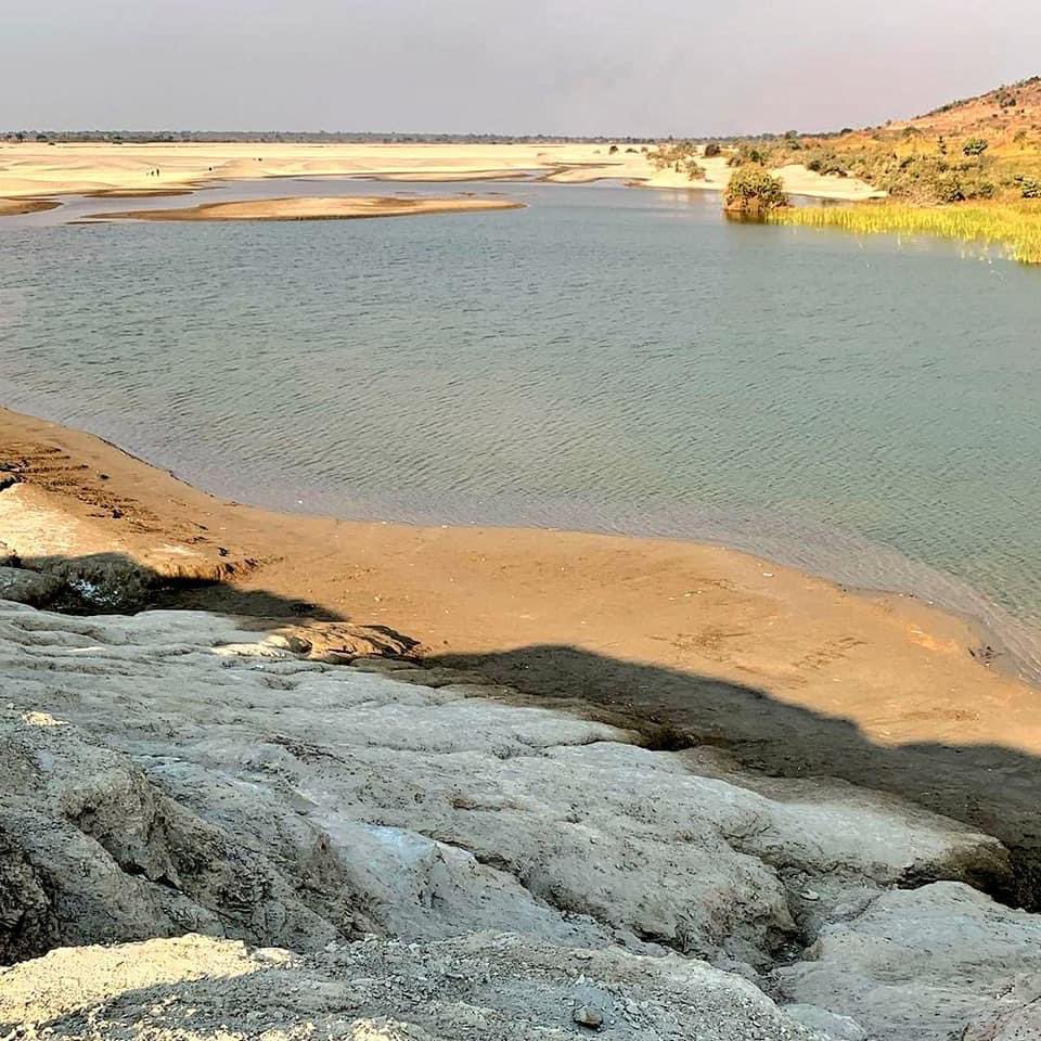 Oasis in the middle of the desert 🏜
Welcome to #Kipushi, Haut-Katanga. It is one of the various tourist sites of the DR Congo. A very good site for camping. #VisitDRC