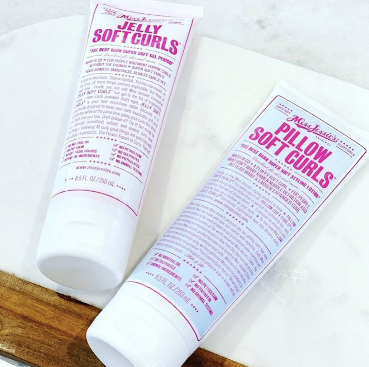 Miss_Jessies's tweet photo. Definition of a #powercouple! 💖 Tell us your fav below.
📸: @her.beauty.diary
#tbt #missjessies #quickcurls #holdmedownedges #leaveincondish #multiculturalcurls #jellysoftcurls#jellysoftcurls #pillowsoftcurls #coilycustard https://t.co/emrDzSRVVJ