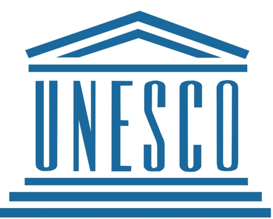 Maroc_UNESCO's tweet image. @UNESCO calls for #COVID19 vaccines to be considered a global public good to ensure they are made equitably available in all countries.This statement was presented during an online event which gathered @UNESCO ethics bodies (#COMEST and #IBC) together with @DrTedros of the @WHO .