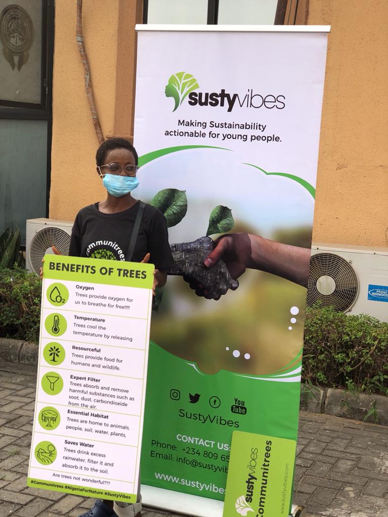 Ade2bowale's tweet image. What a day it was for me. #communitrees with amazing people of @SustyVibes. Plant a tree today!!!