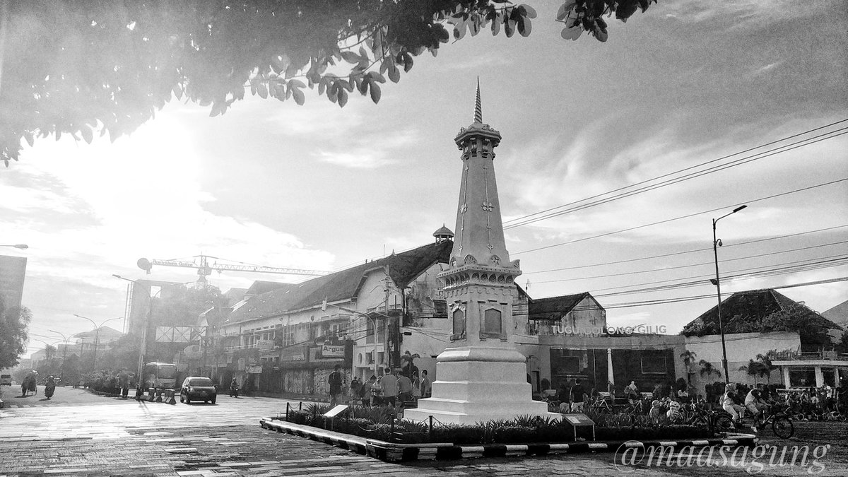 maasagung's tweet photo. Once upon a time in #Yogyakarta 

Black n white
#blackandwhitephotography

#miA2
#tuguyogya #kantorposyogyakarta #BIyogyakarta #masjidgedhekauman https://t.co/OWfO9l68Fo