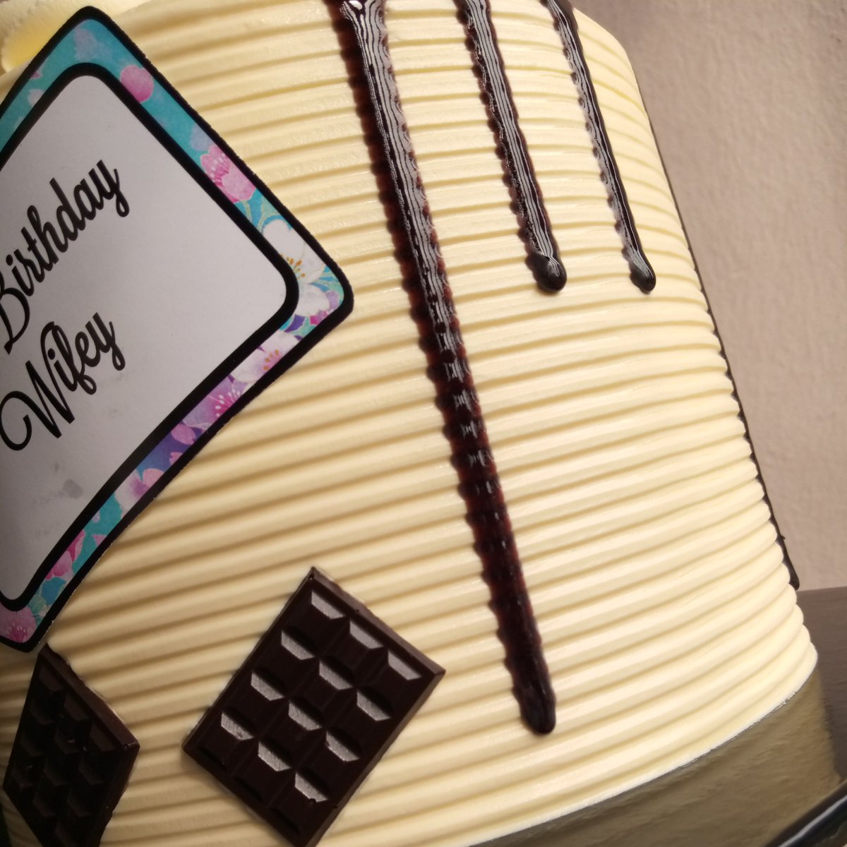 cakesbyruthieee's tweet photo. Yeap!!! It's another one #sneakpeak #repeatdesign Pls kindly RT 🙏🏾🙏 https://t.co/zFIutMc3hV