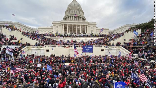 Capitol Police took precautions prior to the January 6 riot, but there was no credible threat indicating tens of thousands would attack, the acting Capitol Police chief tells House lawmakers
https://t.co/6QbQNogmI5 https://t.co/3NJPCqtlcP