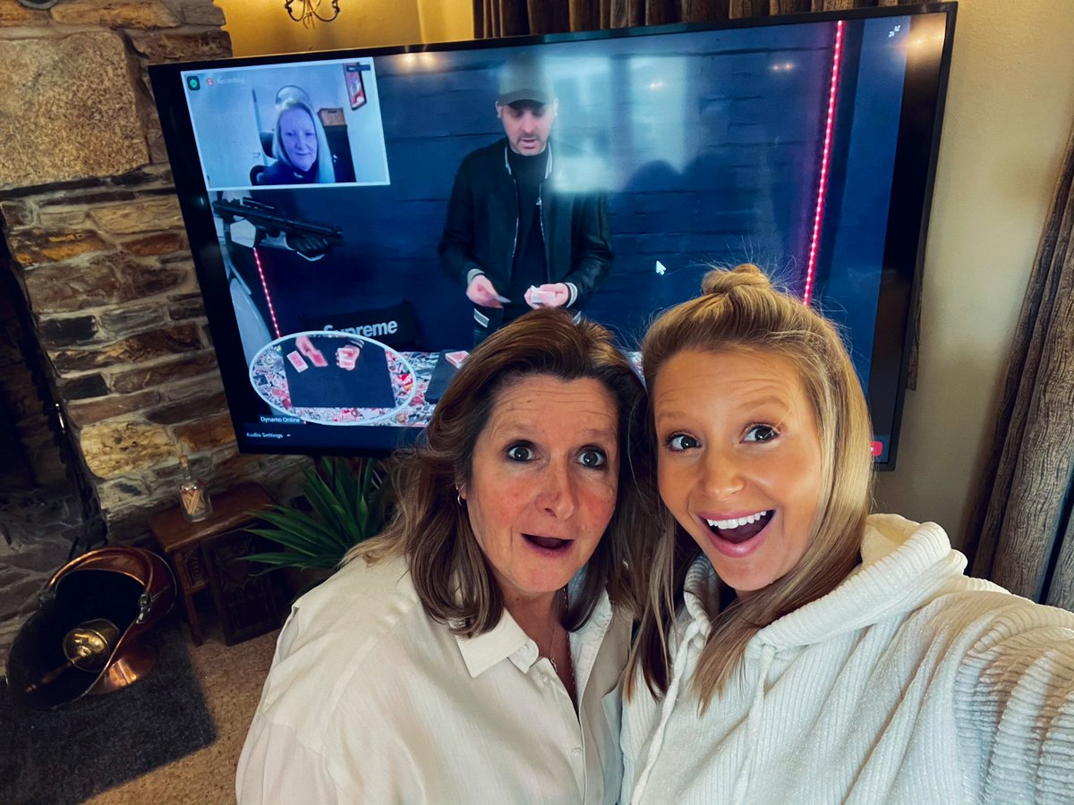 devanintech's tweet image. What a show!! 🔥This event deserved the big screen! 🤩 Amazing event @Dynamomagician &amp;amp; @VMware_UK! Thank you too all involved, Mum and I loved it 🪄 #VMwareMagic #DynamoMagician ✨