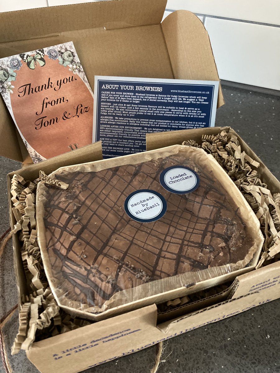 loumajorCIM's tweet photo. This box of gorgeousness popped through my letterbox from @Distinctly_Digi today😍, as a little token of thanks to everyone on the team.
It comes with info on how to care for your brownie, don’t think I need to worry about that 😂 @BrowniesbyBB #thankyou #brownies #dietonpause https://t.co/6mdySIBb4P