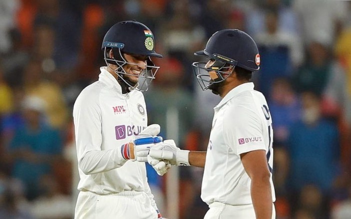 iamsubash777's tweet photo. @RealShubmanGill Fantastic Domination by My lovable Indian Team... Hero of the Match Sixer Wicket Axar... Nailed it Brother.. Another Brilliant Captaincy By Kohli... Love you lot... But just one things, I want Extra Runs From Indian Team... Congratulations For The Victory.. Love You Lot.. https://t.co/fVhA7zej7K