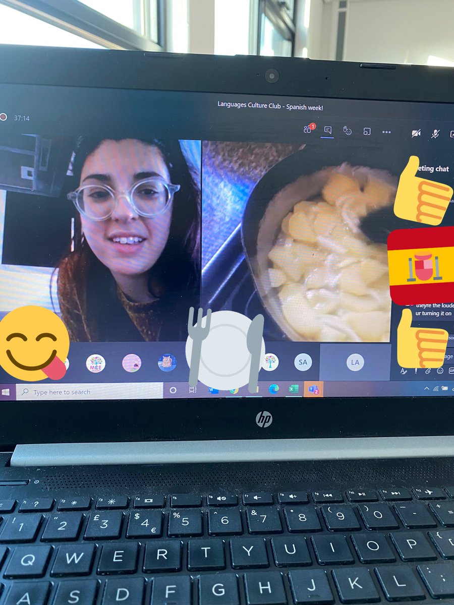 MEACentral_MFL's tweet photo. Spanish week for MFL culture club! Señorita Arenas shared her traditional Spanish recipe for tortillas! @ArenasSenorita https://t.co/GWTxlfnKbz