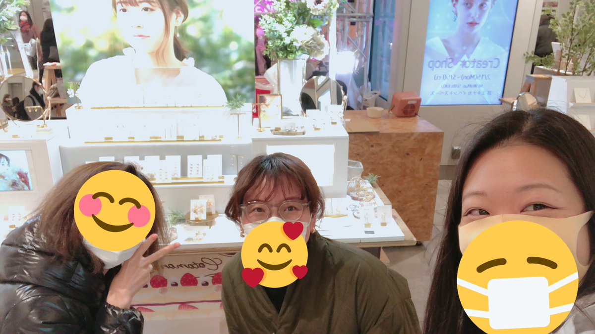 amamiyanyao's tweet photo. キラキラが好き。
ハンドメイドが好き。
造り手さんの想いや感性に触れるのが好き。
駅ナカ催事で出店してるアクセサリー屋を覗いたら、まさかの偶然❗友人の奥さまのお店❗
ご縁を感じ、肌なじみシックリなリングをお持ち帰り💍✨
華奢なのに存在感。手も綺麗に見える。
2/27まで新宿駅ナカ #HLINE https://t.co/2npGPekqHB