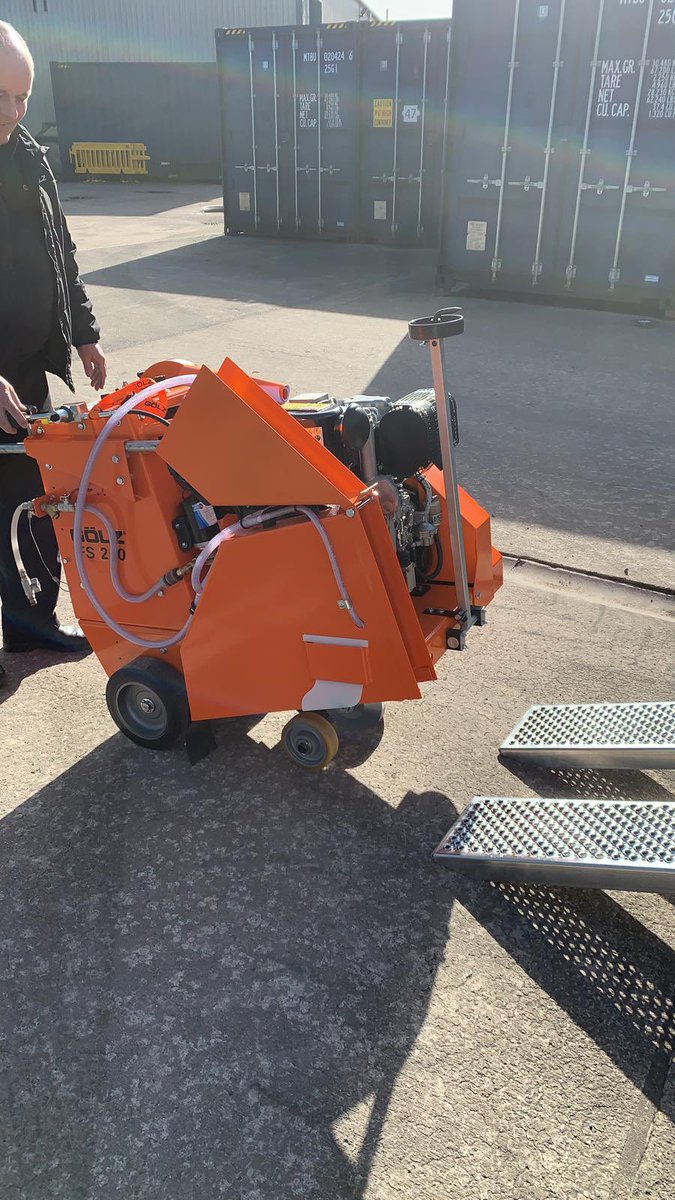 Many thanks to Tim Dodd at Golz Uk for arranging delivery of our new floor saw.