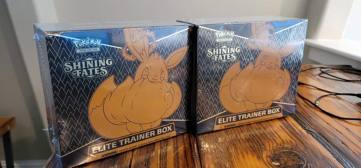 I'll be streaming from my vacation AirBnB soon where I'll be opening these bad boys!! Going live in 20-30min :)