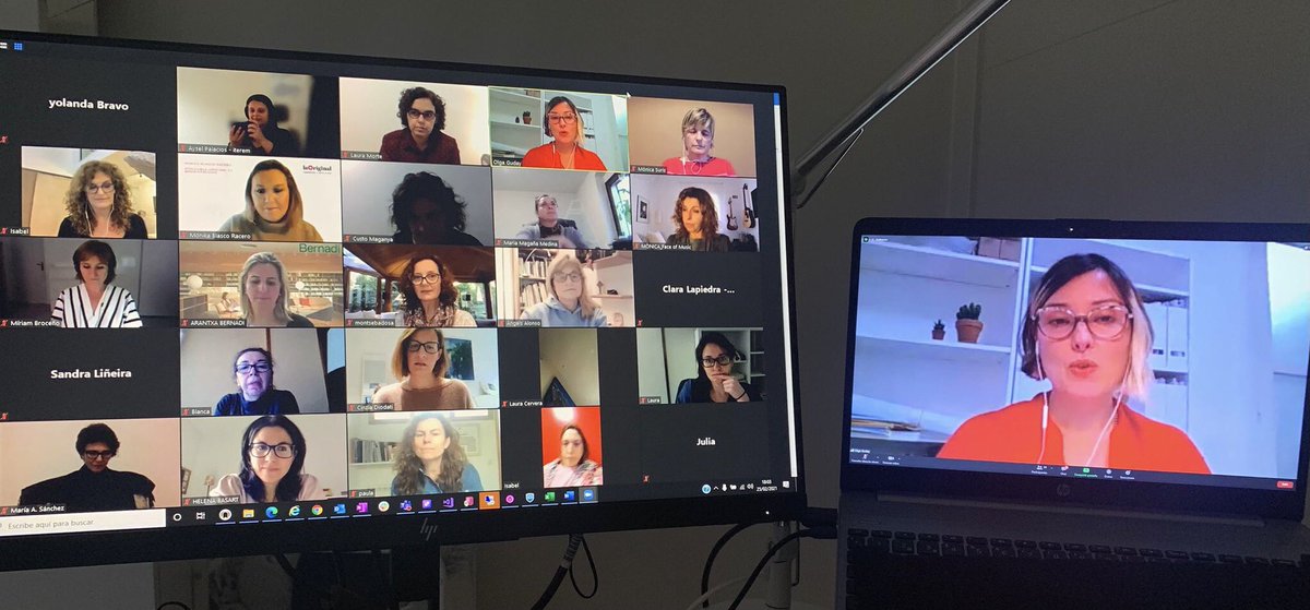 Womupgroup's tweet photo. ¡Empezamos! Piérdele el miedo a la cámara y a Instagram.
Nuevo formato #tipstogrow, nunca perdemos nuestro espíritu #actingtogrow https://t.co/WPFfSQPPmi