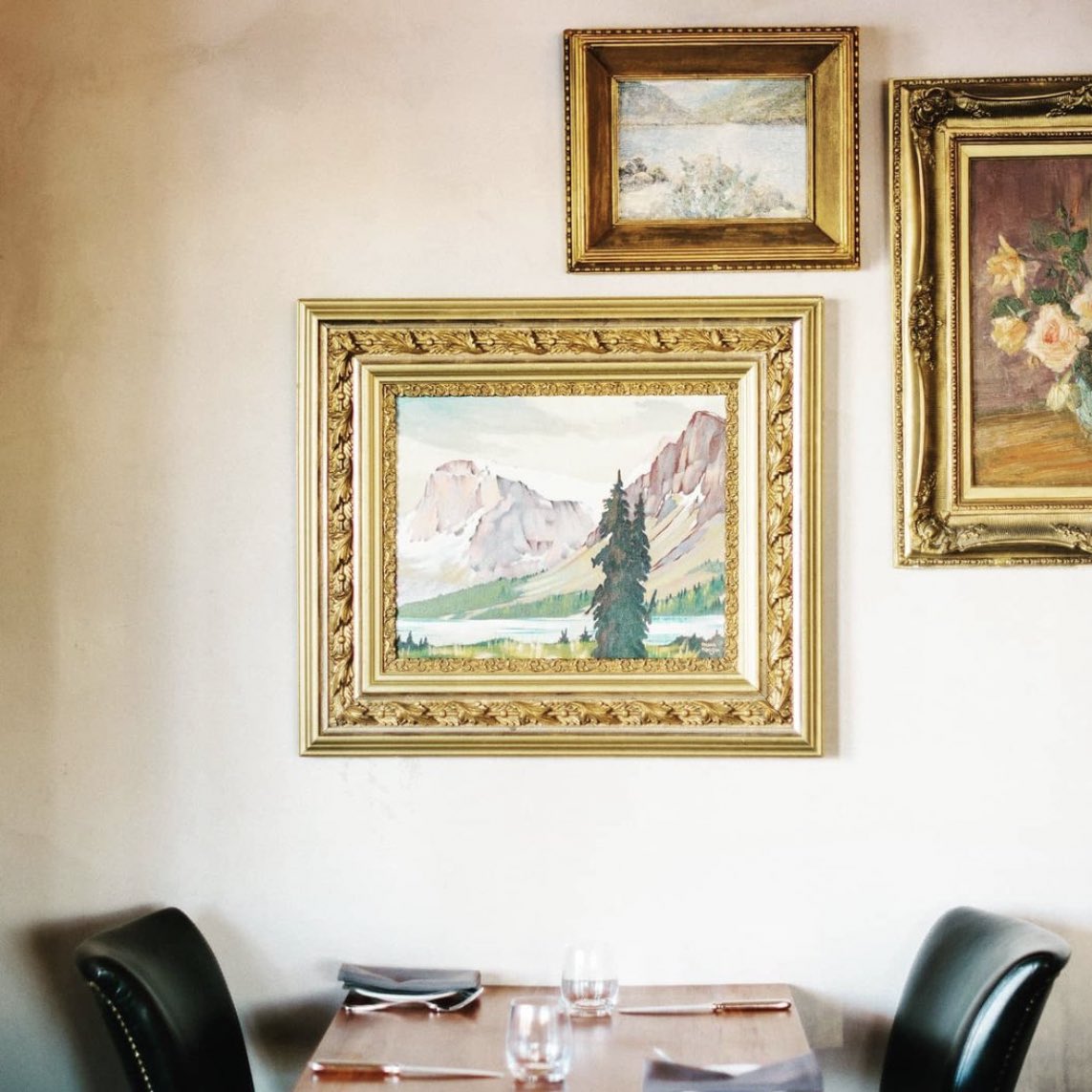 deanehouseyyc's tweet photo. Thank you @avenuemagazine for honouring us as one of the Best Restaurants of 2021. What a great list of restaurants to be a part of! Thank you to our amazing staff that made this possible. Open now for dine-in service!
📷@deseraeevensonphoto
#yycrestaurants #yycdining https://t.co/EvFfCzgecc