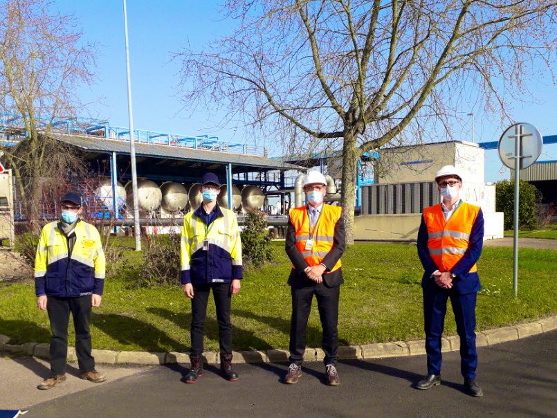 JmBoursier's tweet photo. Rencontre avec les équipes @suezFR et @suezWATERTECH qui assurent l’Excellence Opérationnelle des sites de production &amp; de traitement de l’#eau pour le compte des collectivités locales du @LeGrandChalon et de nos clients industriels.

🙏 Merci pour votre engagement quotidien ! https://t.co/anwQOya8b0