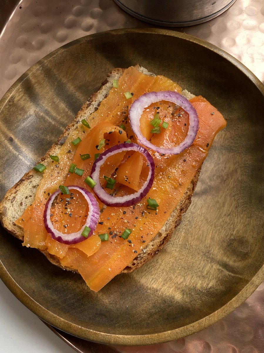 I made this! It’s carrot salmon and it tastes really good. 🥕