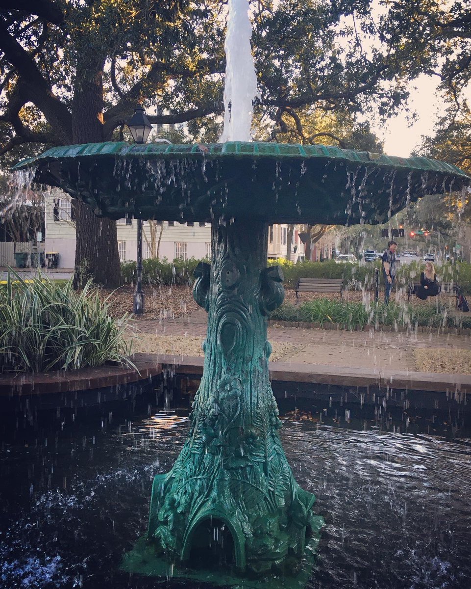 LezaCantoral's tweet image. When tarot cards come to life 💦 ⛲️ #Savannah #aleistercrowley #thothdeck #tarotcards