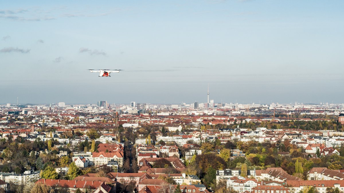 We are super excited to have Alexander Norman from @matternet with us at our upcoming #DroneMasters meetup. He will share his insights on medical #drone logistics in urban areas like #Berlin. Register now at dronemasters.com/meetups.