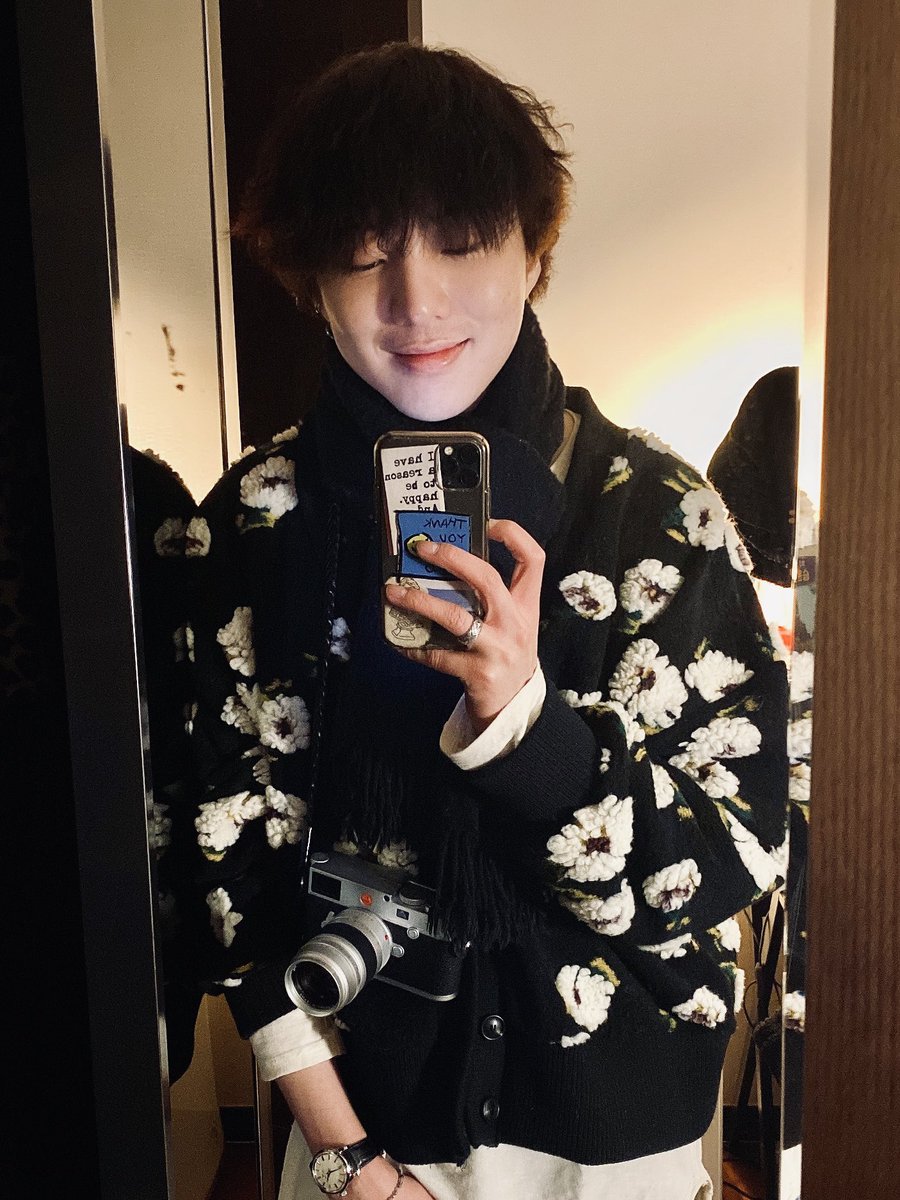 official_yoon_'s tweet photo. Good night IC🌙 https://t.co/j5wWOgQQ4Z