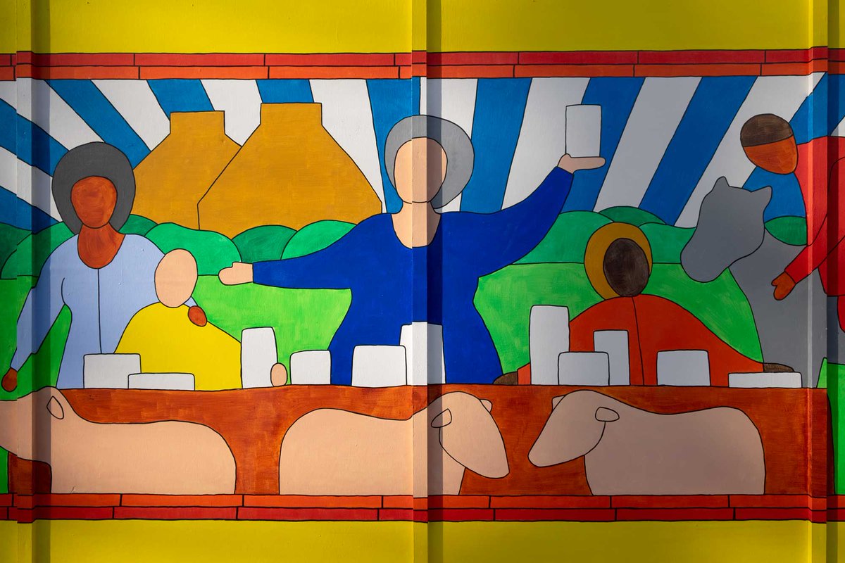 RCA's tweet photo. TOGETHER AS ONE – a public mural by our 2020 MA Interior Design grad @adalbertolonard is now open on 7 Lansdowne Road in Notting Hill⁠! In collaboration with @KCAWlondon, @London_Projects and @studioindigoltd. https://t.co/DB45kSLCZ4