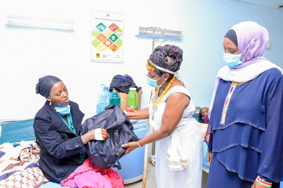 FirstLadyMKN's tweet photo. @cfla_kenya, @Roche, @AfriCF, @Women4Cancer &amp; @Intercancer  unveiling the 7th EMPOWER CANCER CLINIC in Marsabit County. The initiative seeks to enhance early cancer detection, treatment and management while reducing the prohibitive costs of treatment. @KenyaGovernors @ntvkenya https://t.co/4WPBFz4ccp