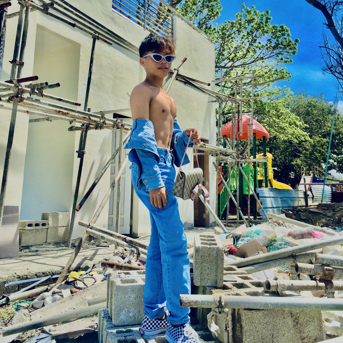 redera's tweet photo. #NewProfilePic https://t.co/VyY8Ly8yD5