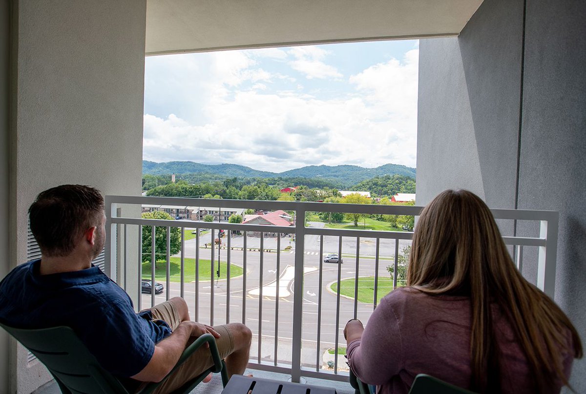 Pigeon Forge, TN tweet media
