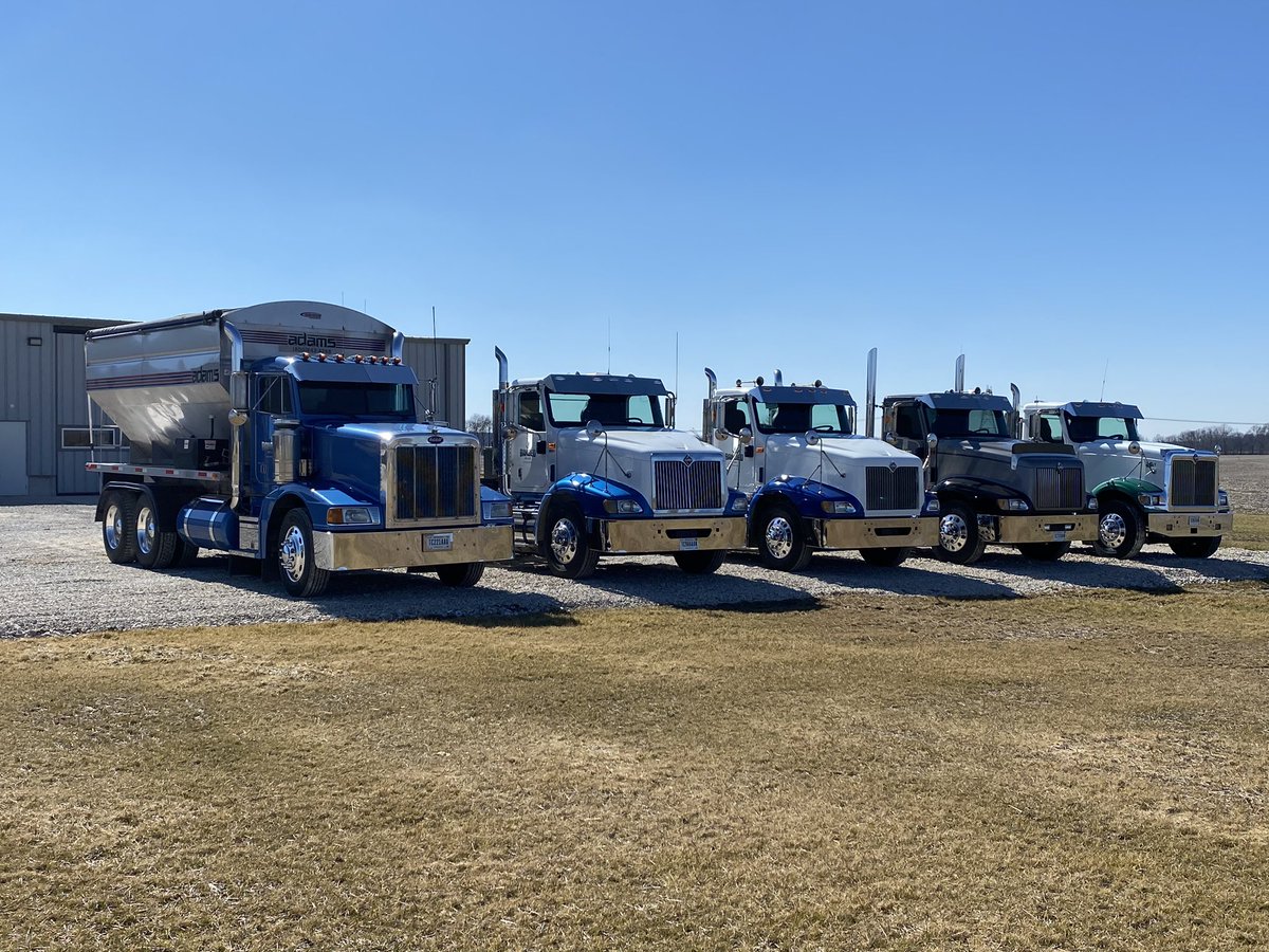 bandedagllc's tweet photo. I get it that Iโve only got one Peterbeater but still proud of my lineup, even if the newest one is still 14yrs old. #workwithwhatyagot https://t.co/96I60RNz3H