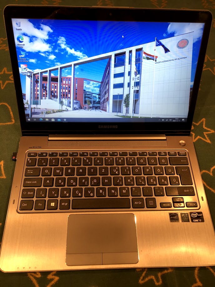 itkobor's tweet image. Ultra slim - Samsung 13,3&quot; notebook toplab2.blog.hu/2021/02/12/ult…
