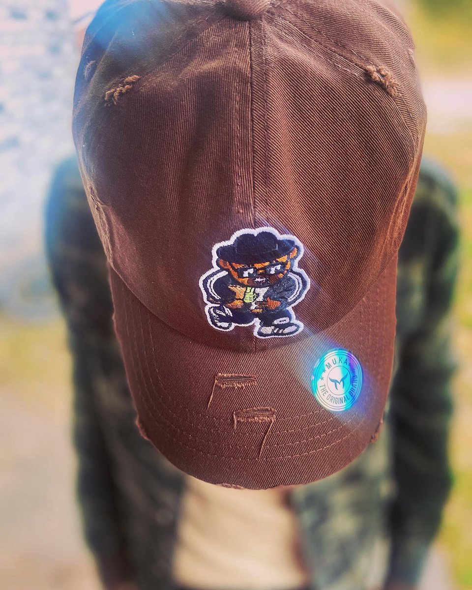 tmp_tre's tweet image. Keepin them pissed 😤 I keep poppin my shit💰#longlivedeejay💙#TMPMAFIA🏧#ProfitLand🦅#BagTalk🏁