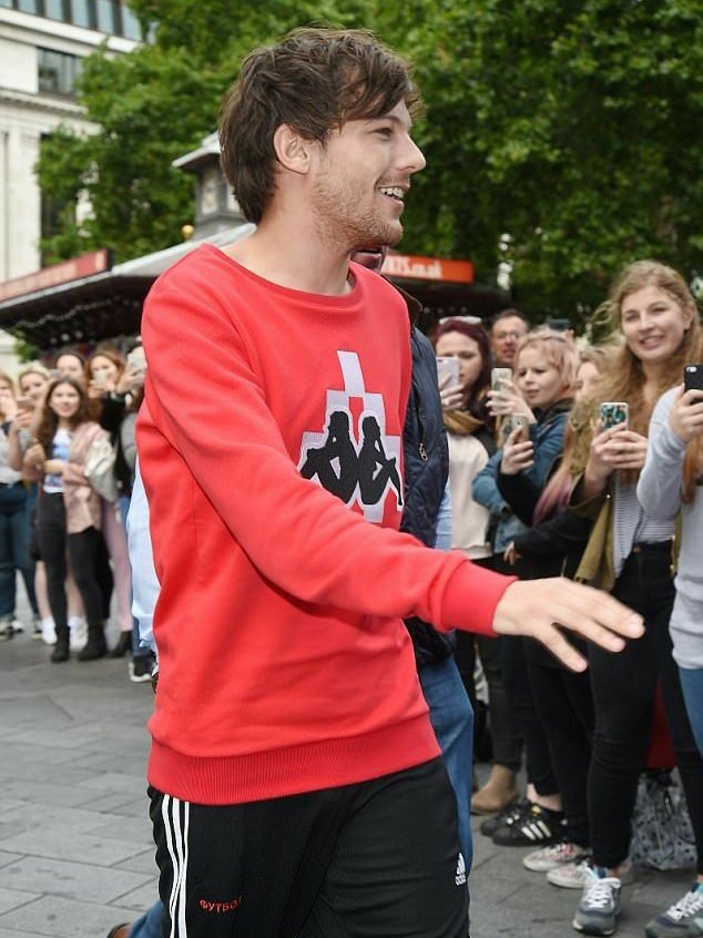 SP0RTYLOUIS's tweet image. 