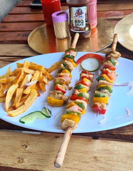 It's mean Grills 😋🥂❤️
# Mean Grills 260 restaurant  Kabulonga👌
It's the best place in town 🥂❤️
Pay us a visit and try out the best food in town 🥂❤️