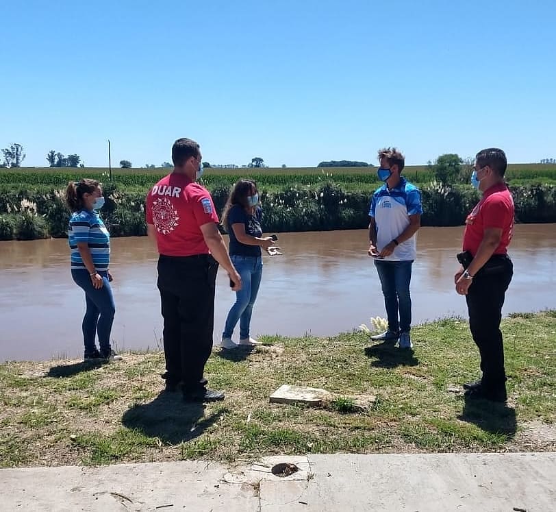MunInriville's tweet photo. 📍Recibimos la visita del Deportista Olímpico y Vocal del Directorio de la @DeportesCba @marianoreuteman junto al D.U.A.R, @asocbvinriville, Policía y Grupo A Todo Remo para llevar adelante de una manera organizada la 11°Travesia que se realizará Sábado 27, por el Río Carcarañá https://t.co/yBQ2ePf02k