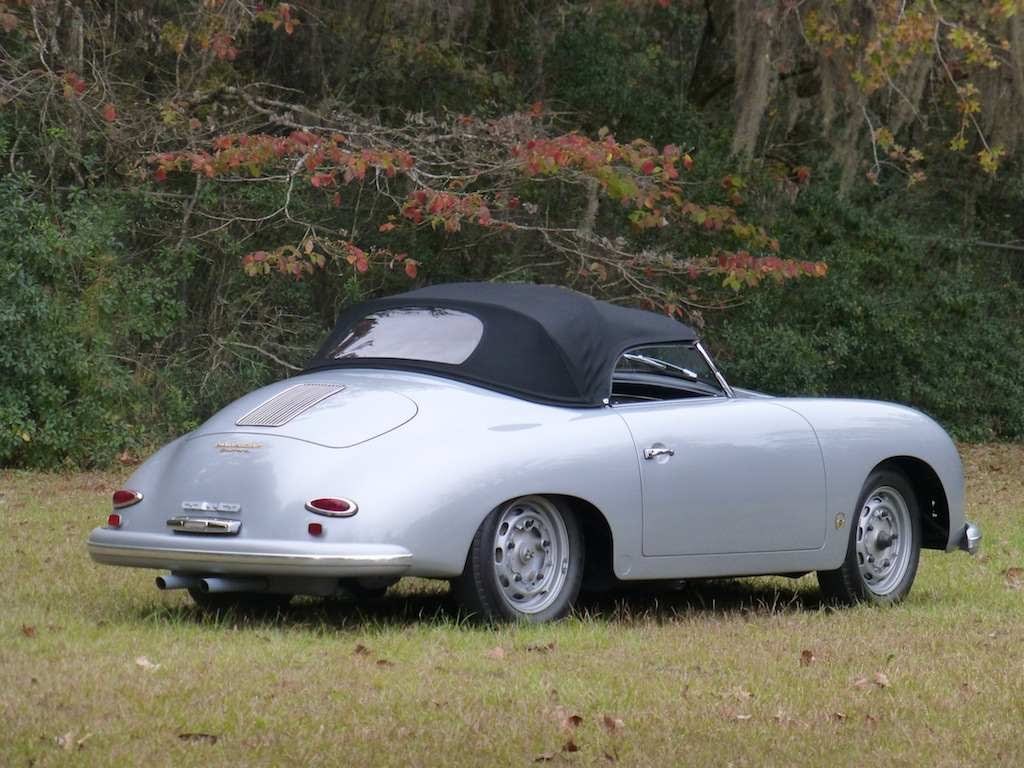 GuysResto's tweet image. Hello and happy #throwbackthursday everybody! Today we are honoring this gorgeous 1957 Carrera Speedster that we worked on a few years ago! Courtesy of #imagesnippets. #Porsche 
imgsnp.co/wrxwd