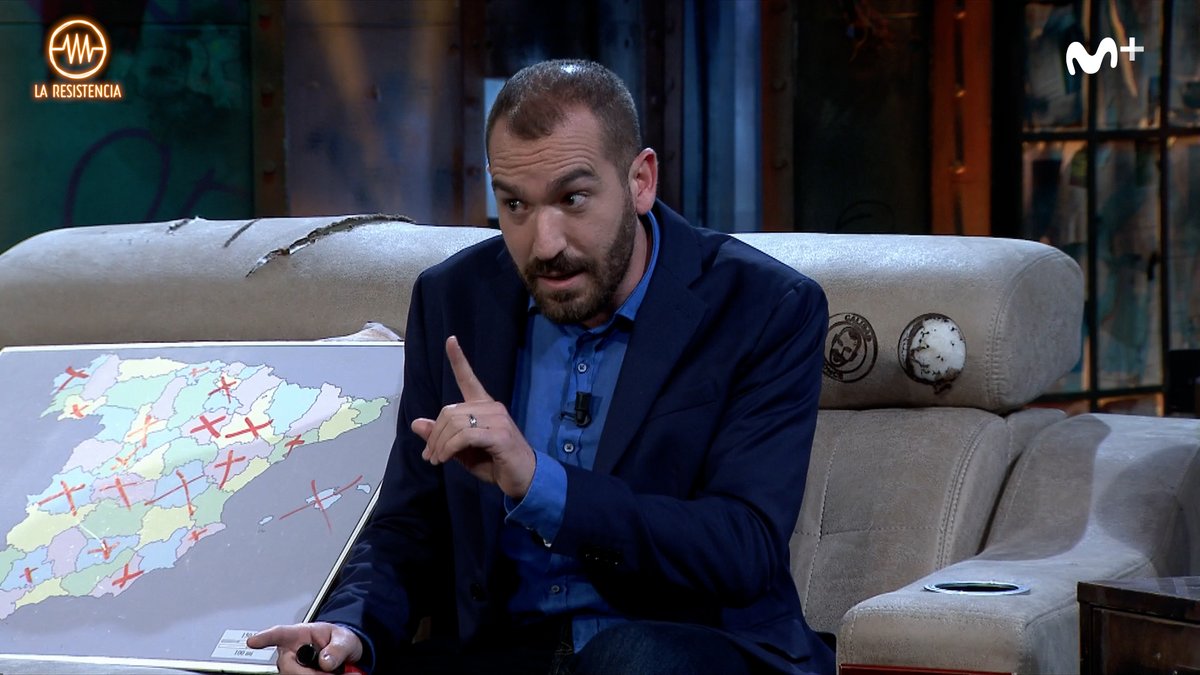 LaResistencia's tweet photo. "Hay que esperar a que se corra él o ella. Hay que follar aunque sea sin ganas. Ese rato ya no es tuyo, es para la otra persona. Es educación" #LaResistencia https://t.co/y8shveHZ3V