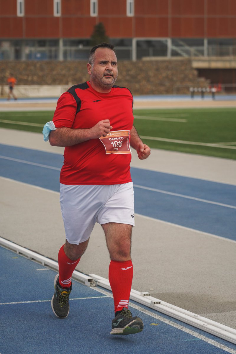 Quien dijo miedo? 👀

Como se le queda a uno el cuerpo hacer un 5000 y clavar el tiempo en 27'27"? 🏃‍♂️🏃‍♂️Y sin apenas entrenar lo suficiente? 🙄

Gracias a <a href="/proamtraining/">Club ProAm</a> por la organización del test, y la 📸.

<a href="/blogmaldito/">David</a> <a href="/salvapou/">Atletisme Català</a> <a href="/speakersproes/">speakerspro</a> <a href="/BolsaCorredor/">LBDC / labolsadelcorredor.com</a>