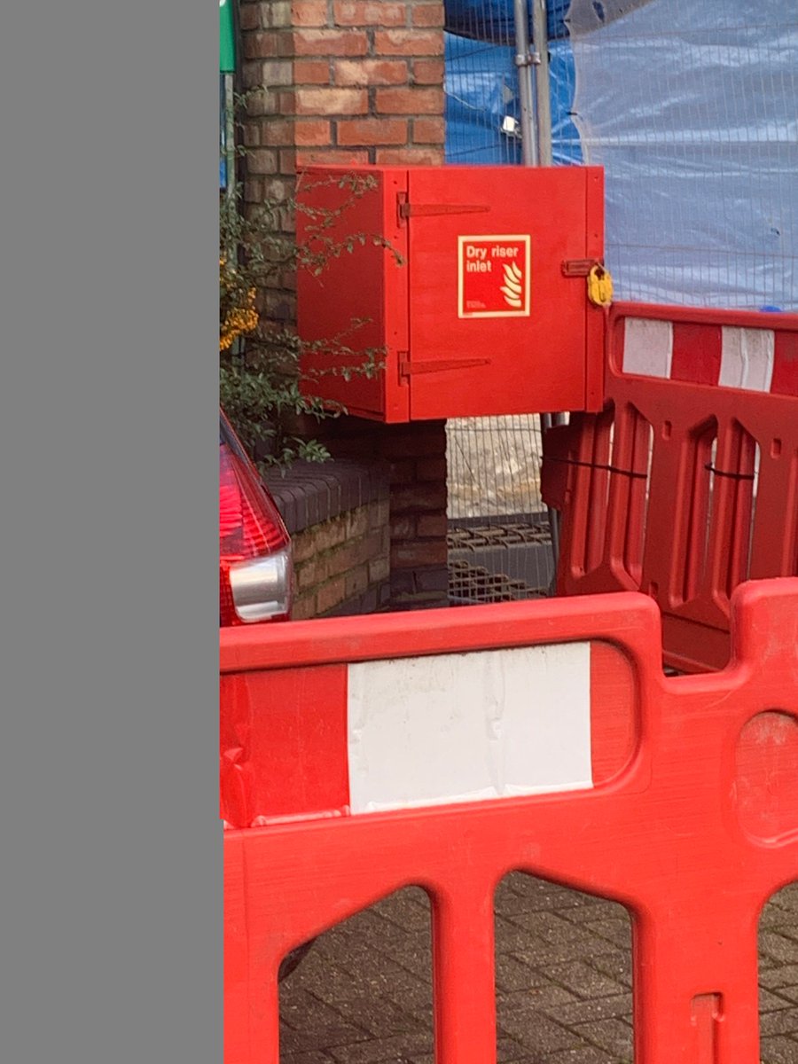 South Lambeth Estate tweet media