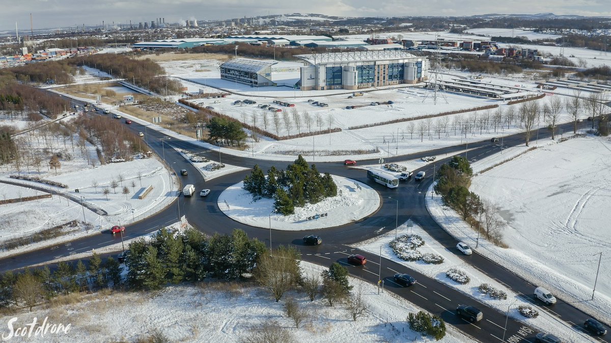 scotdrone's tweet photo. Throwback to when we had snow πβοΈ
-Westfield Roundabout, Falkirk πππ»π
#falkirk #visitfalkirk #drone #dji #caapfco #snow https://t.co/wYyPXfFual
