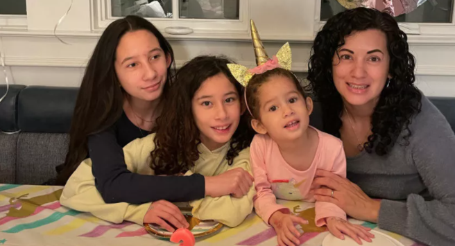MRY (@mry) on Twitter photo Our president Solange has been named an Established Working Mother of the Year (not that we didn’t already know that). Read the full @AdWeek article about Solange and her fellow <a href="/SheRunsIt/">Jamie @ She Runs It</a> Working Moms award recipients: adweek.com/sponsored/2021… Our president Solange has been named an Established Working Mother of the Year (not that we didn’t already know that). Read the full @AdWeek article about Solange and her fellow <a href="/SheRunsIt/">Jamie @ She Runs It</a> Working Moms award recipients: adweek.com/sponsored/2021…