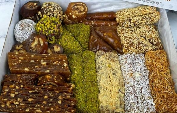 Enerji deposu süper karışık paket. Lezzetin doruk noktası. Gümüşhane'den evlerinize