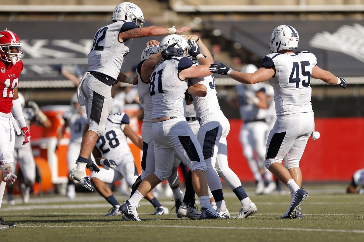 ButlerUFootball's tweet photo. Butler 23
#24 Youngstown St. 21

#TheButlerWay https://t.co/jzkV616DdE
