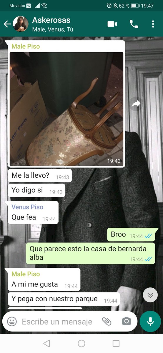 Que alguien le diga a Male que deje de traerse cosas d ela basura