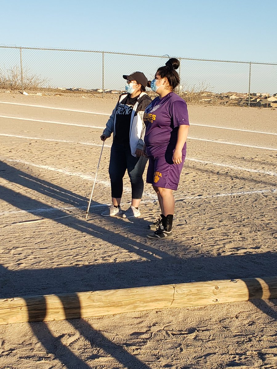 LRios_SES's tweet photo. Seeing my kids participate in the meet? priceless. #sernawolves # serna strong https://t.co/iopFm6Xg6q