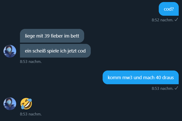 draqsiu's tweet image. imagine man heult wegen bisschen corona