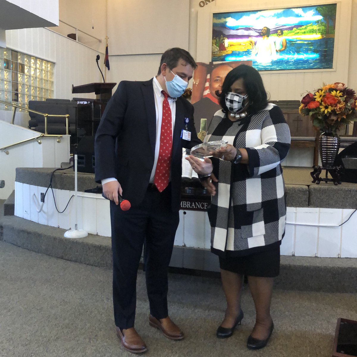 jgcpps's tweet photo. First Annual Reverend Maggie Howard Award presented to Councilwomen Debbie Rose. A wonderful acknowledgement for a committed public servant. #SI_PPS #Northwell https://t.co/Xpd0EYLQbM